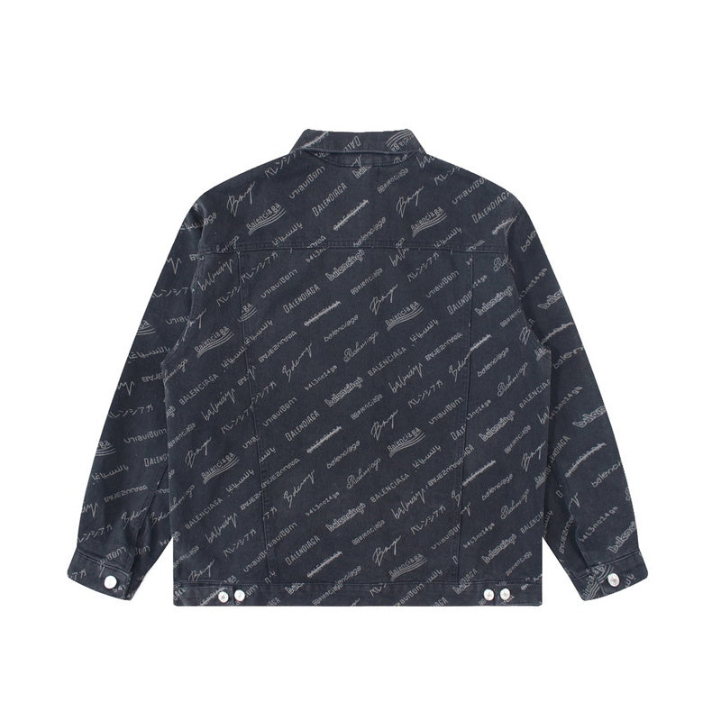 Close-up detail view of Balenciaga luxury piece style No.040