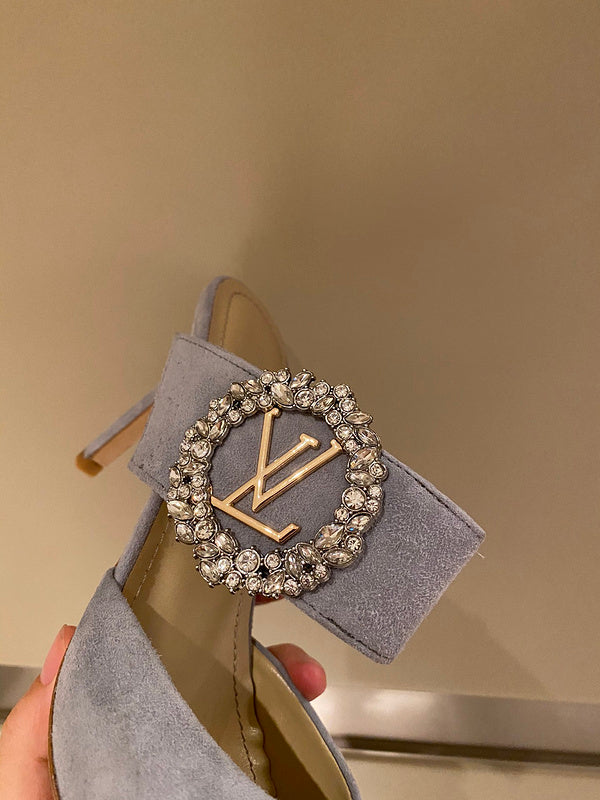 Louis Vuitton Burgundy Slingback Heels - Heel Detail View