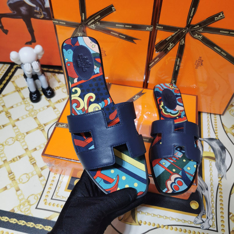 Hermes sandals Style 023 - side profile detail
