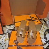 Hermes sandals Style 037 - top view showing design