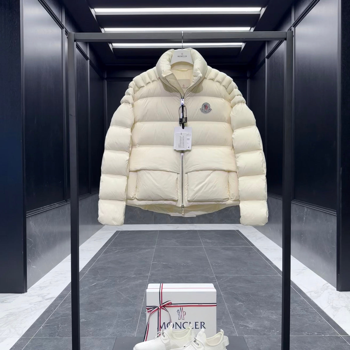 Jackets? Monc x Christopher Raxxy Jacket Premium Casual Designer Jacket