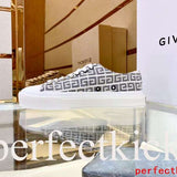 Givenchy shoes Style 121 - logo and branding close-up