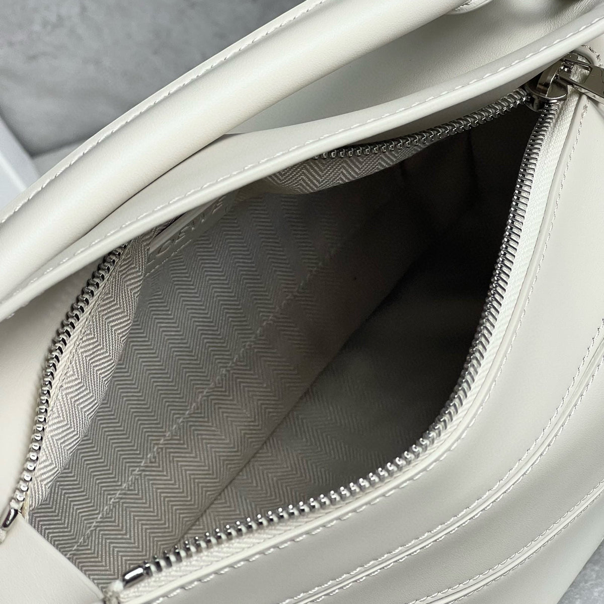Bags- Loew Small Puzzle Bag Elegant Everyday Designer Handbag
