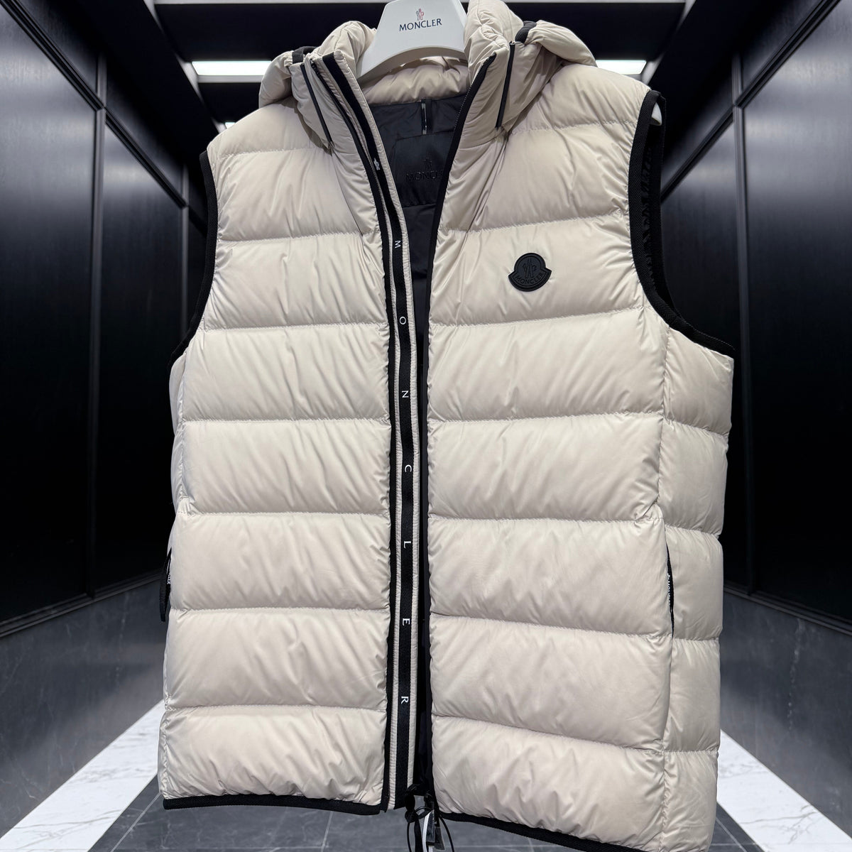Vests? Monc Valmasque Vest Luxury Casual Designer Gilet