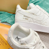 Louis Vuitton shoes Style 358 - back heel detail (alternate angle)