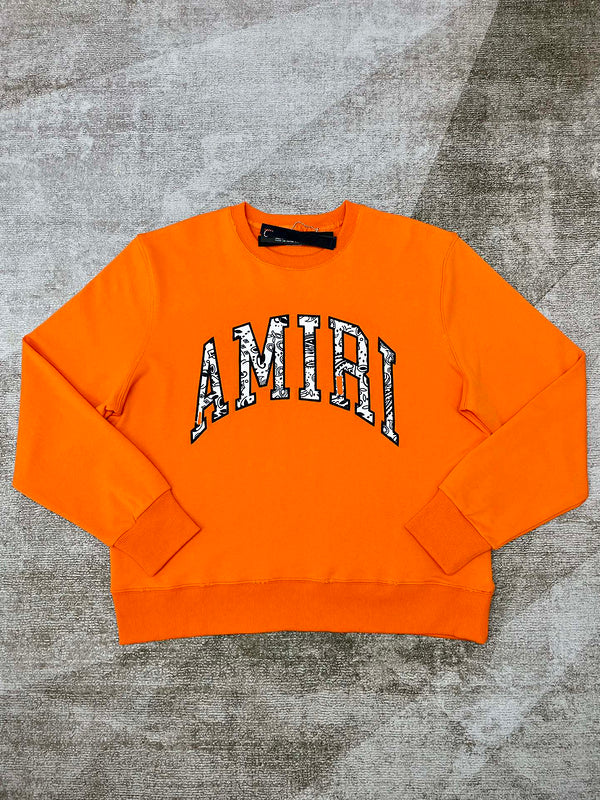 Front view of Amiri luxury piece style No.028