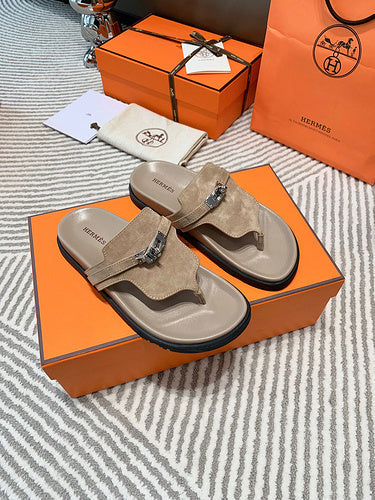 Hermès Nude Flat Thong Sandals - Full Silhouette View