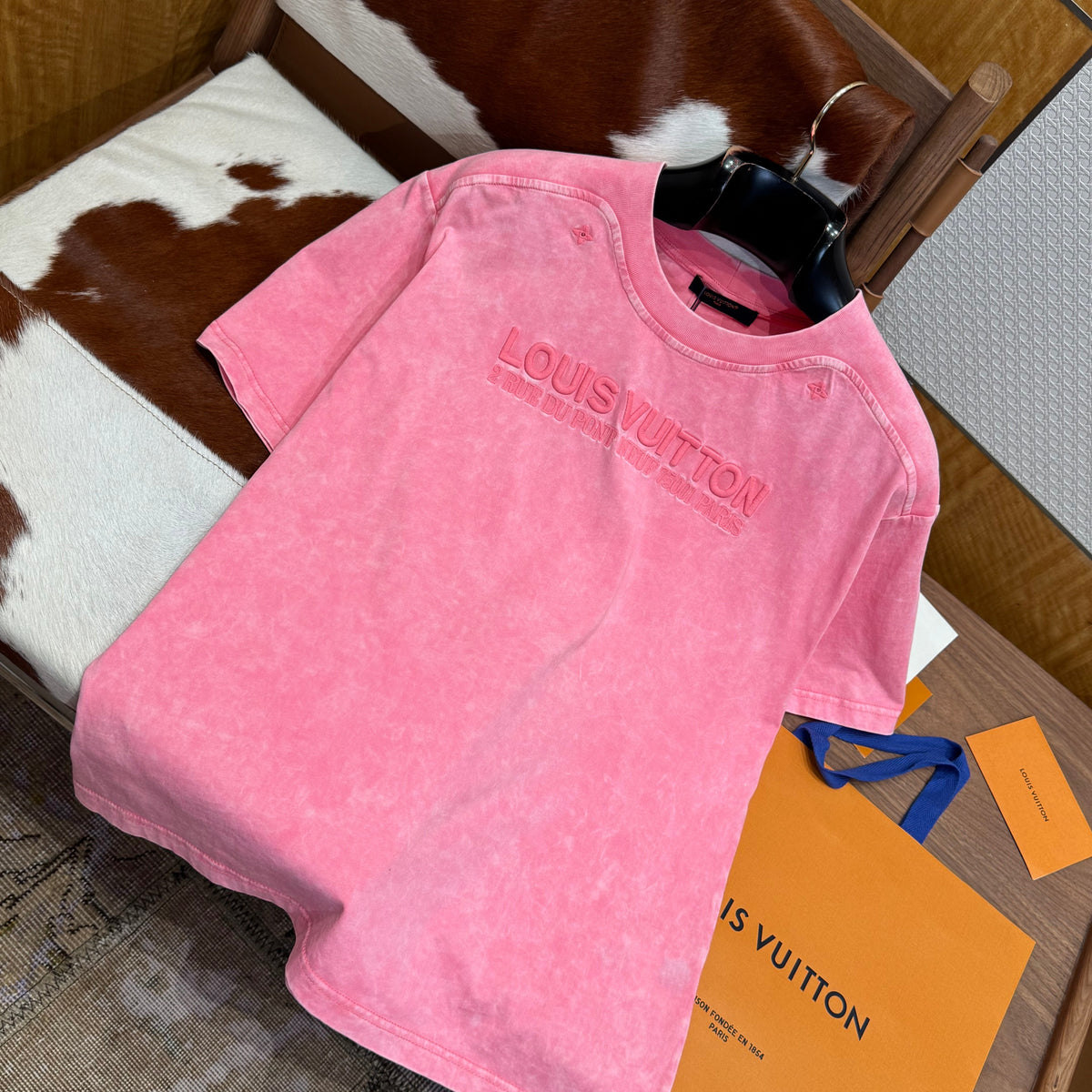 Louis Vuitton T-Shirts- Louis Vuitton Lou T-shirt Casual Everyday Designer Tee
