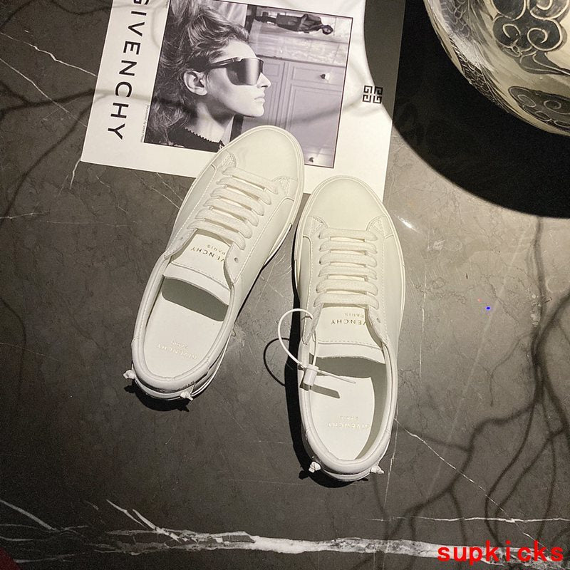 Givenchy shoes Style 061 - top view showing design