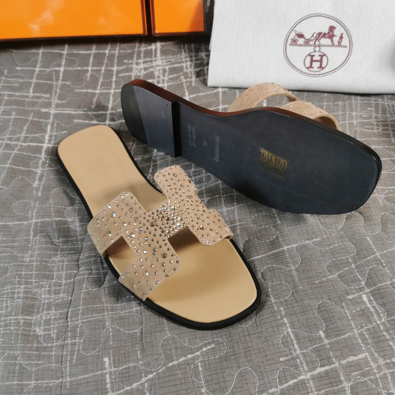 Hermes sandals Style 145 - logo and branding close-up