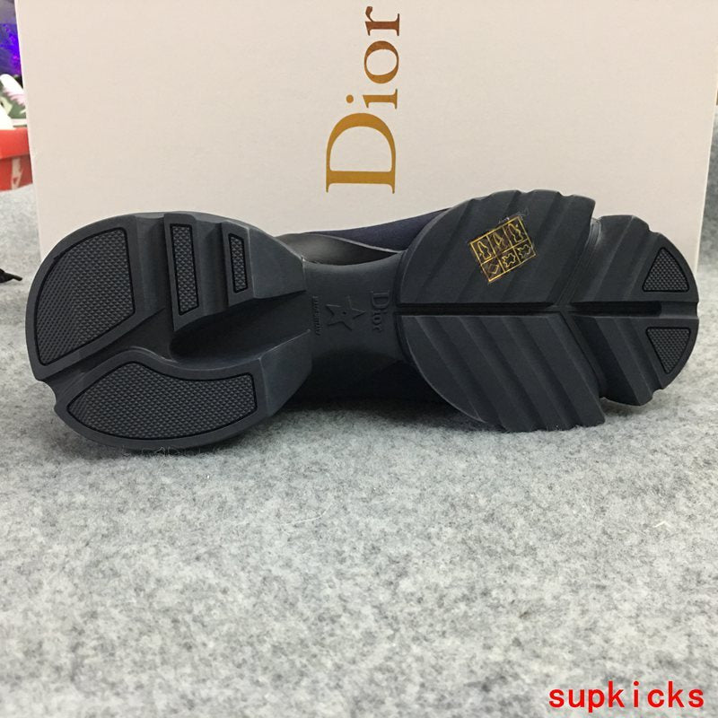 Dior shoes Style 029 - side profile detail (alternate angle)
