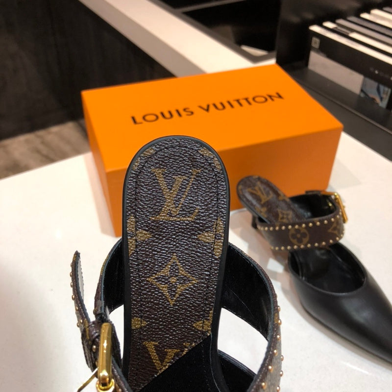 Louis Vuitton Camel Ankle Boots - Heel Detail View