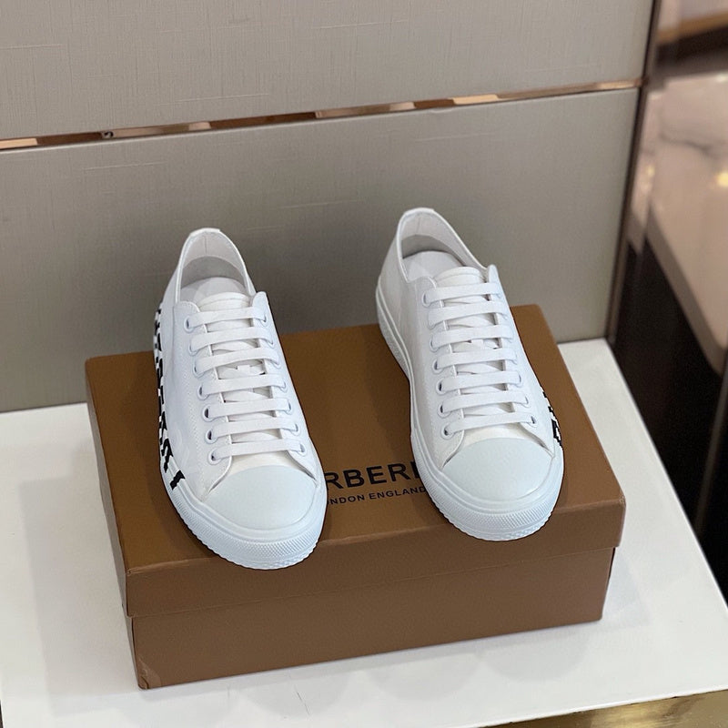 Burberry shoes Style 176 - logo and branding close-up