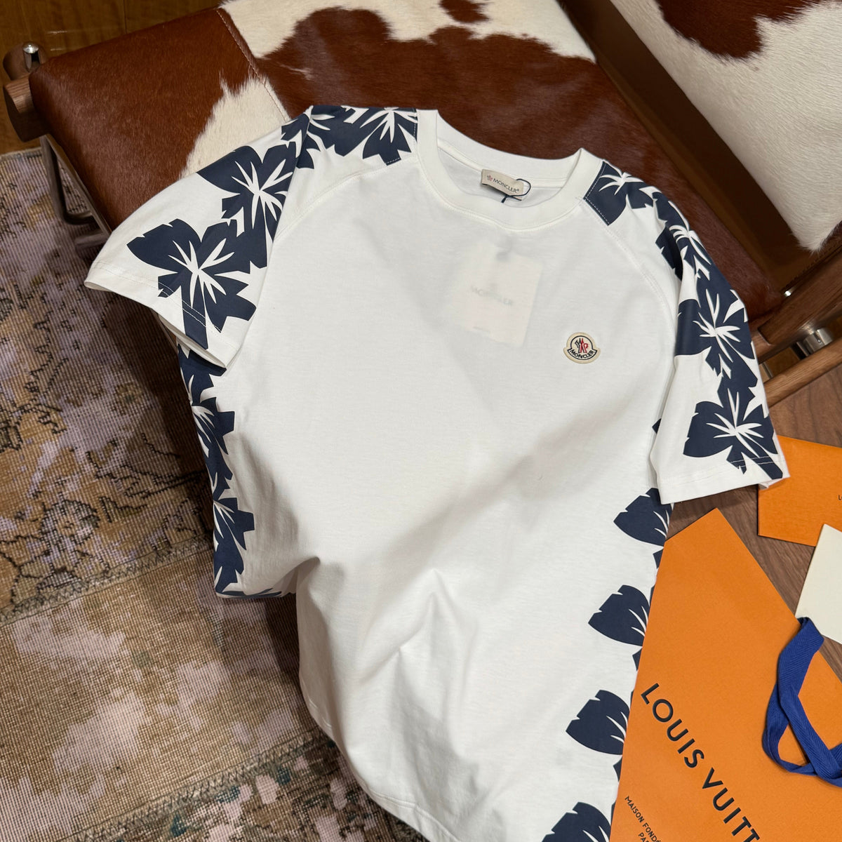 T-Shirts- Monc T-shirt Casual Everyday Designer Tee
