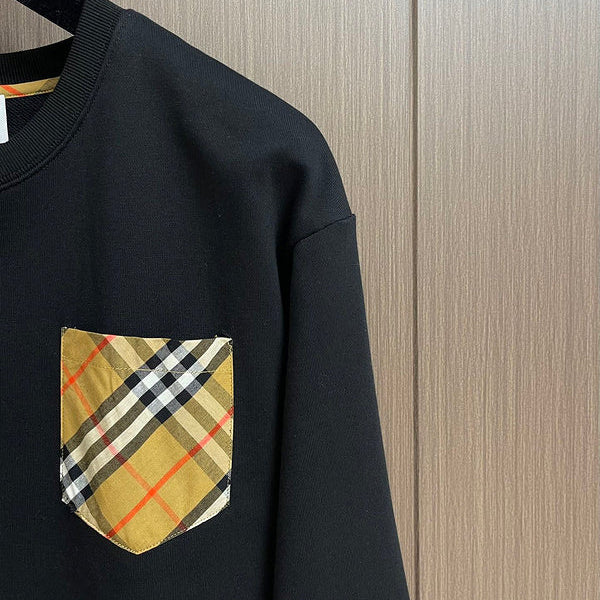 Three-quarter angle view of Burberry luxury piece style No.455