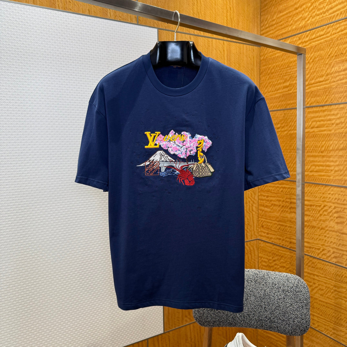 Louis Vuitton T-Shirts- Louis Vuitton Lou T-shirt Premium Designer Cotton T-Shirt