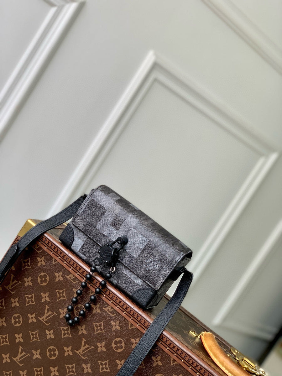 Louis Vuitton Wallets- Louis Vuitton Lou Steamer Wearable Wallet Compact Luxury Card Wallet