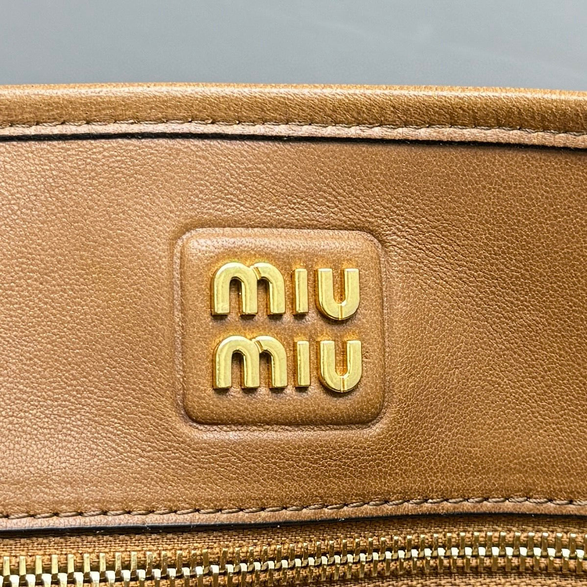 Bags- Miu M Aventure Nappa Leather Bag Elegant Everyday Designer Handbag