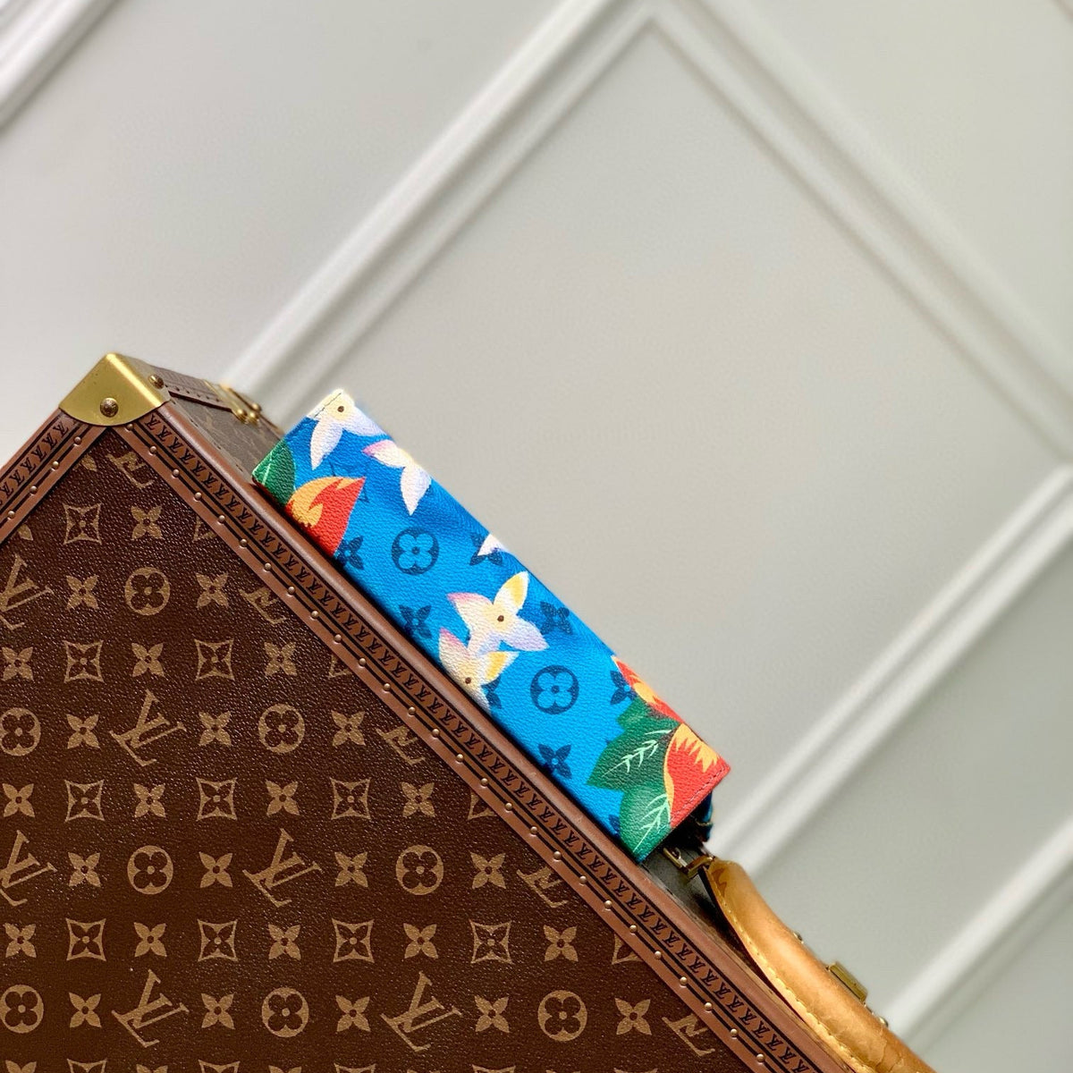Louis Vuitton Wallets- Louis Vuitton Lou Gaston Wearable Wallet Compact Luxury Card Wallet