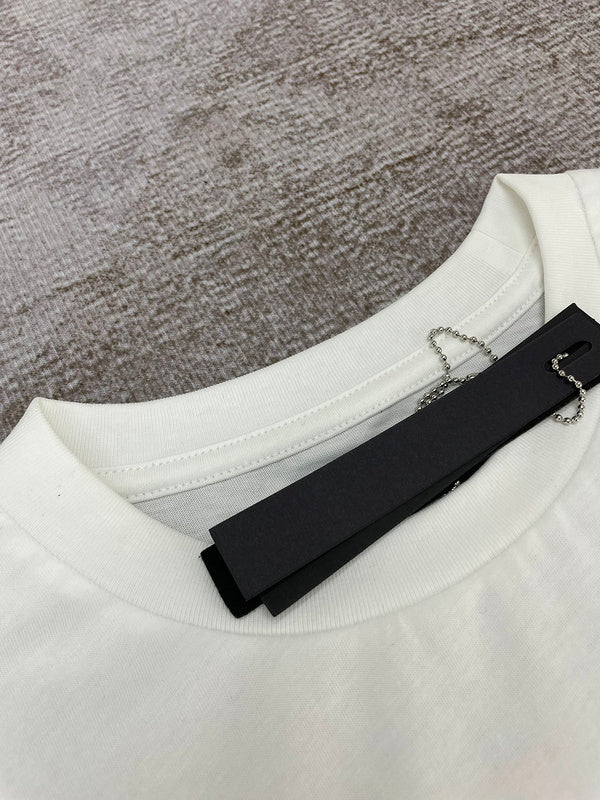 Full silhouette view of Amiri luxury piece style No.182