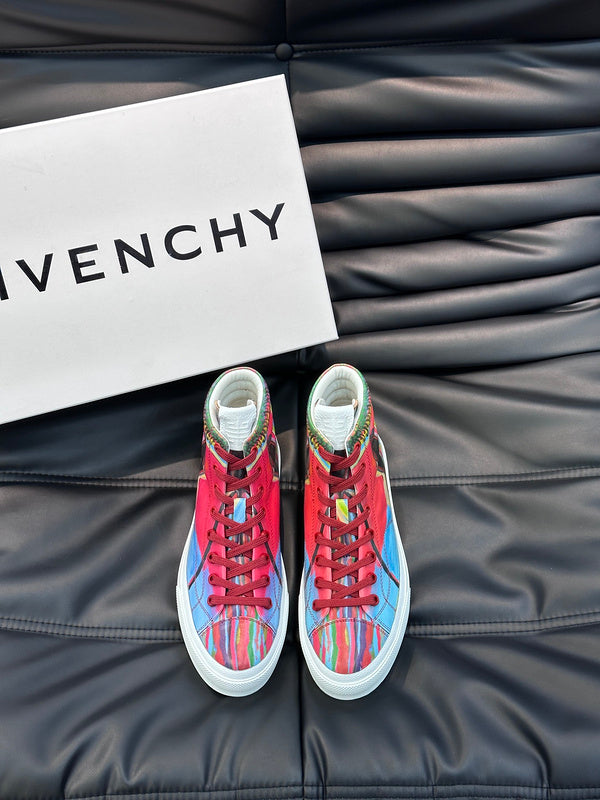 Givenchy shoes Style 030 - logo and branding close-up