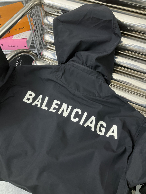 Styling view of Balenciaga luxury piece style No.158