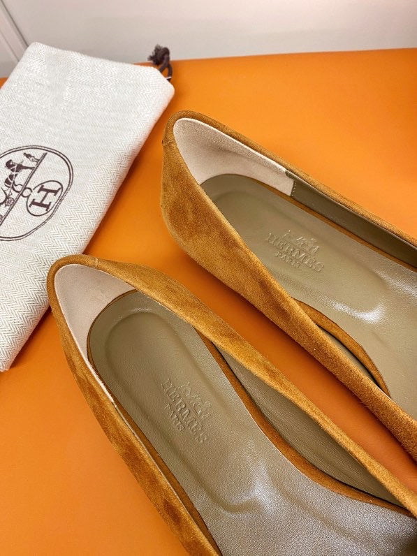 Hermes shoes Style 401 - back heel detail