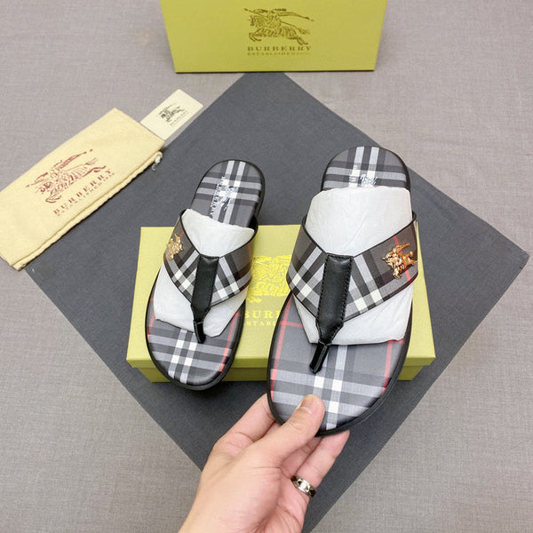 Burberry Camel Low-Top Sneakers - Sole Detail View