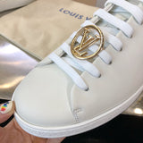 Side profile view of Louis Vuitton luxury piece style No.017