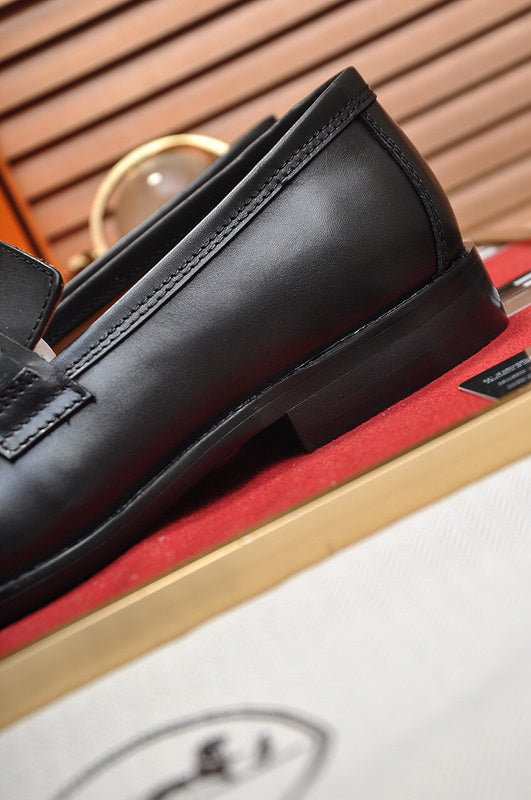 Hermes shoes Style 066 - sole and craftsmanship detail