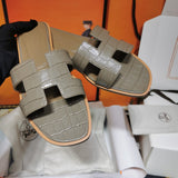 Hermes sandals Style 110 - sole and craftsmanship detail