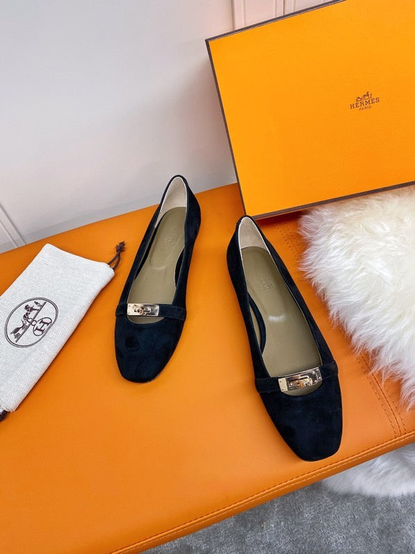Hermes shoes Style 401 - angled studio shot