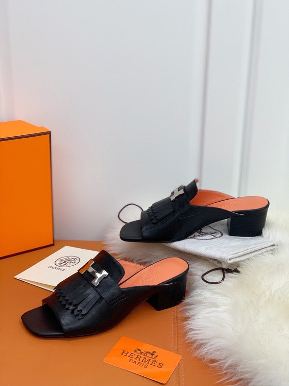 Hermes shoes Style 391 - interior and comfort detail
