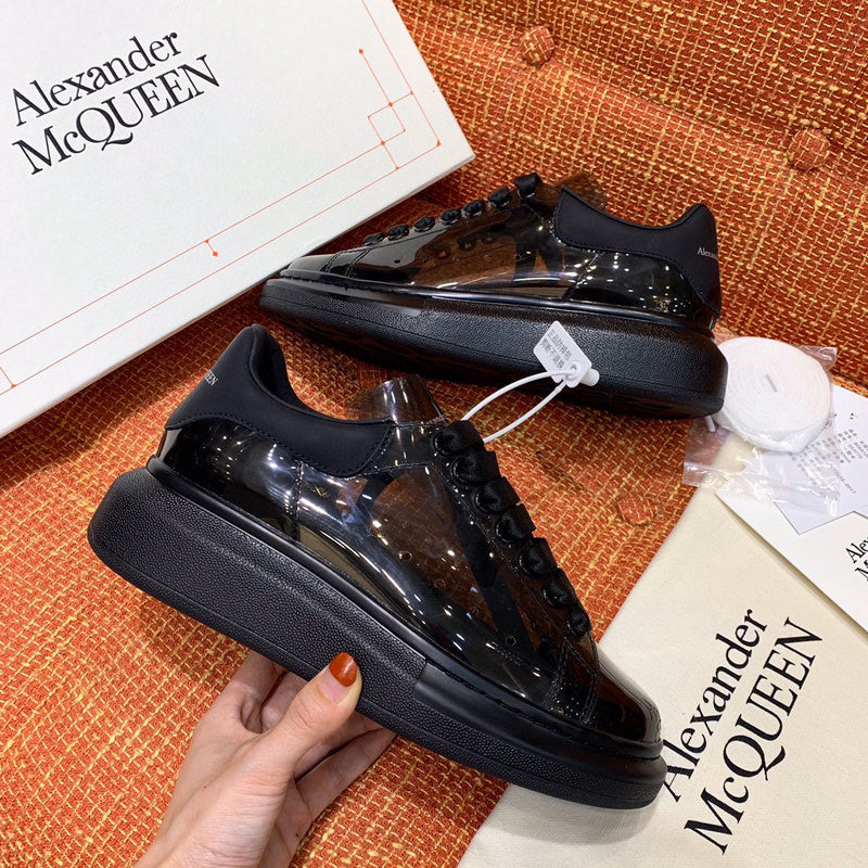 Alexander McQueen Grey Bow-Detail Flats - Angled View