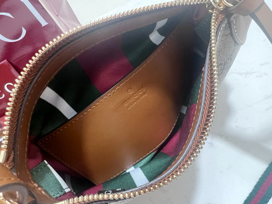 Gucci Bags- Gucci Emblem Small Shoulder Bag Premium Designer Shoulder Bag