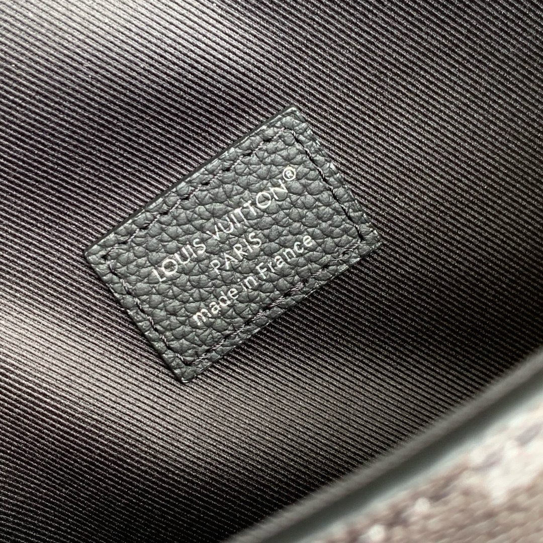 Louis Vuitton Wallets- Louis Vuitton Lou Steamer Wearable Wallet Compact Luxury Card Wallet