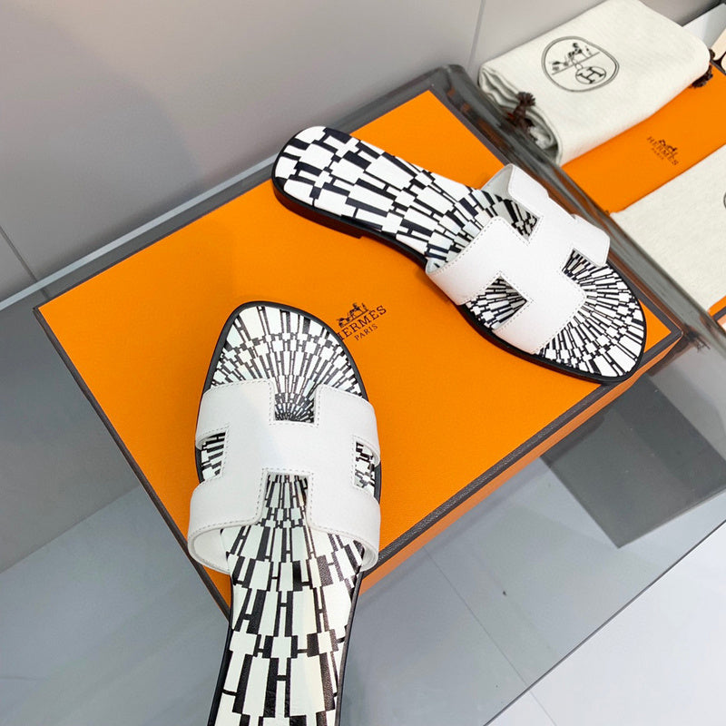 Hermes sandals Style 192 - packaging and accessories