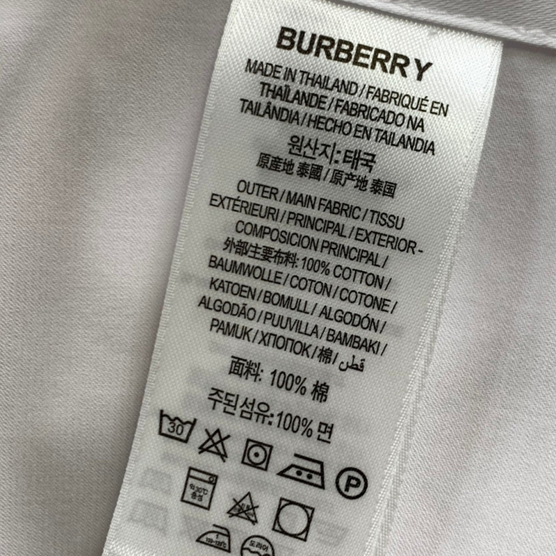 Styling view of Burberry luxury piece style No.006