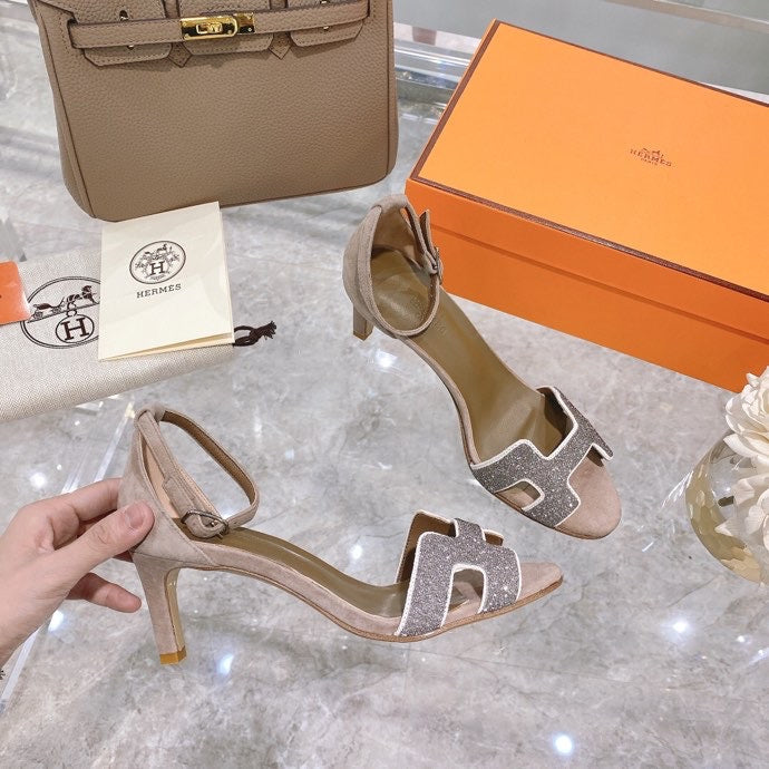 Hermes shoes Style 370 - sole and craftsmanship detail (alternate angle)