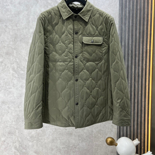 Side profile view of Burberry luxury piece style No.368