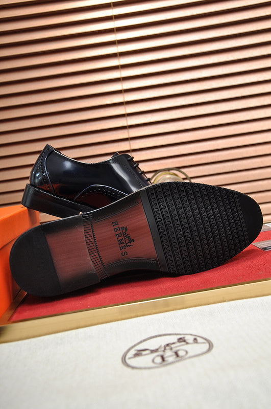 Hermes shoes Style 054 - side profile detail