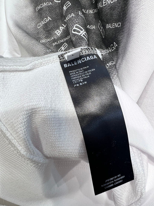 Texture and finish detail of Balenciaga luxury piece style No.055