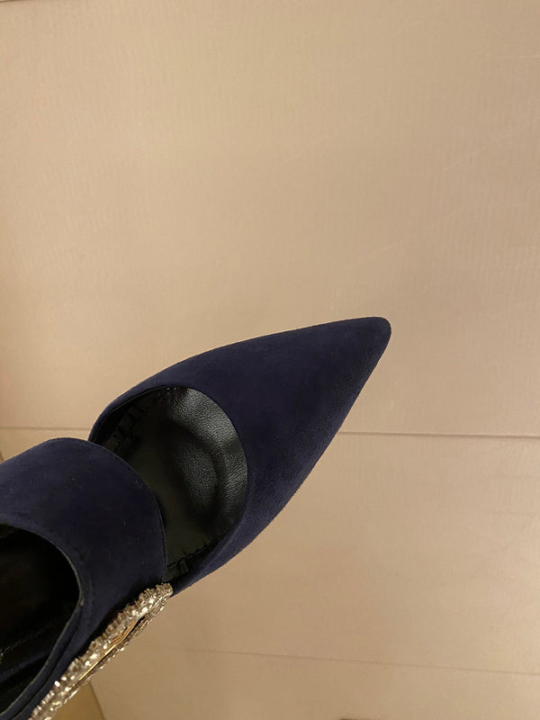 Louis Vuitton shoes Style 263 - top view showing design