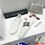 Givenchy shoes Style 051 - sole and craftsmanship detail