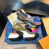 Three-quarter angle view of Louis Vuitton luxury piece style No.153