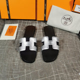 Hermes sandals Style 035 - top view showing design