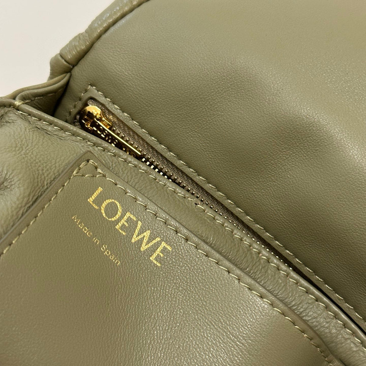 Bags- Loew Puffer Goya Bag Elegant Everyday Designer Handbag