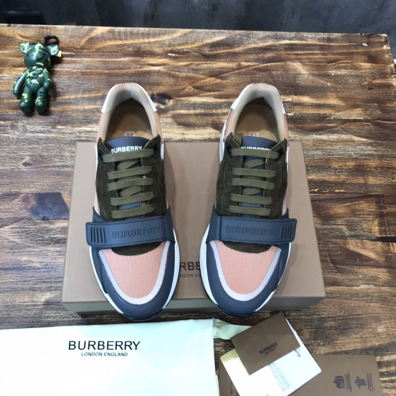 Burberry shoes Style 318 - packaging and accessories