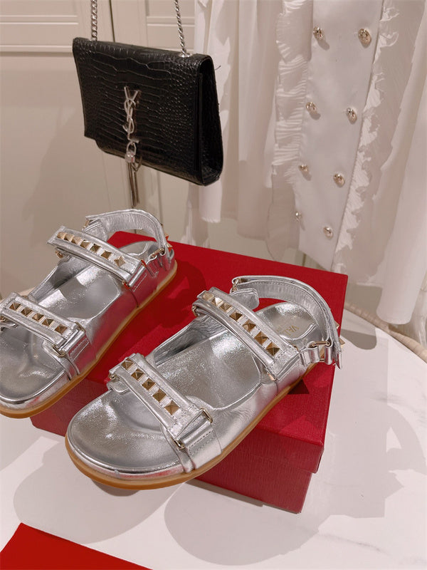 Front view of Valentino Garavani luxury piece style No.181