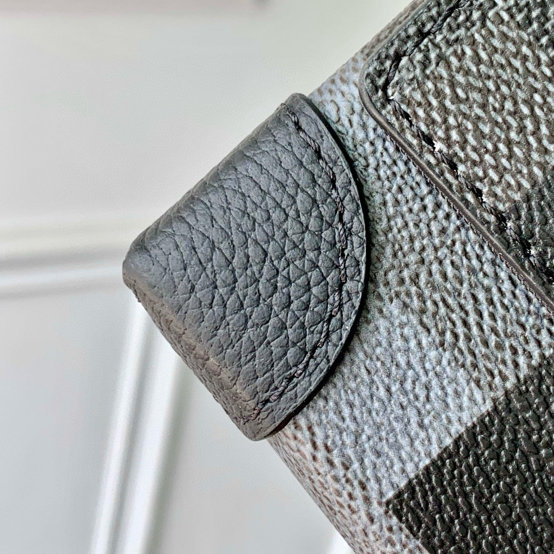 Louis Vuitton Wallets- Louis Vuitton Lou Steamer Wearable Wallet Compact Luxury Card Wallet